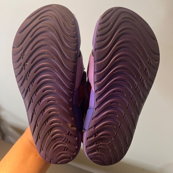 Nike purple water shoes toddler size 9C - Picture 6 of 8